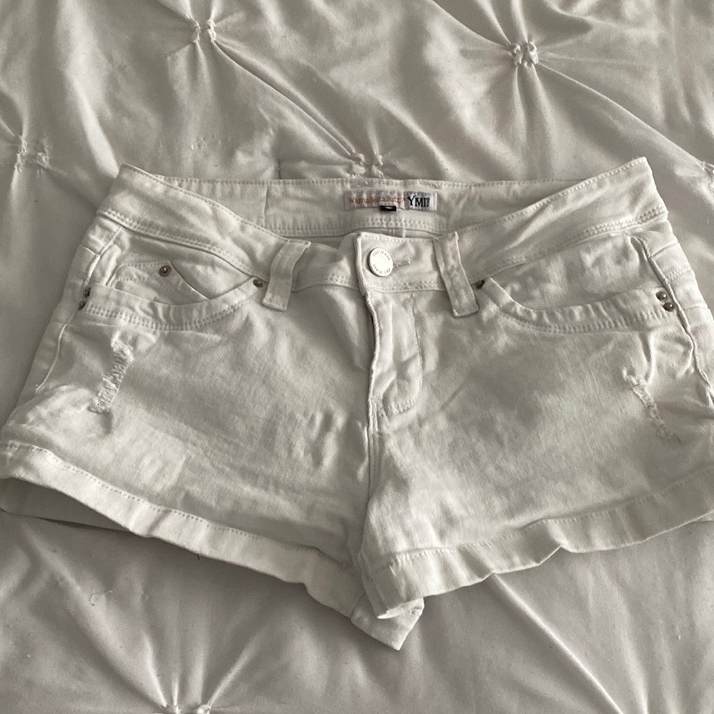 White Jean shorts excellent condition